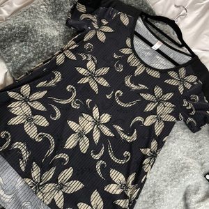 LuLaRoe Classic T